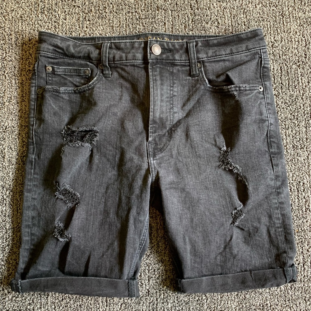 Men Faded Black Ripped Jean Shorts 33 Waist